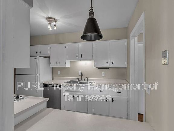 5th image of 1302 Dr Martin Luther King Jr Blvd #34