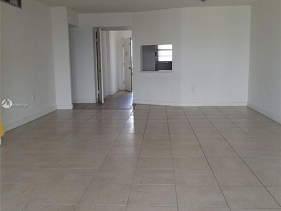 5th image of 1750 NE 191st St #6193