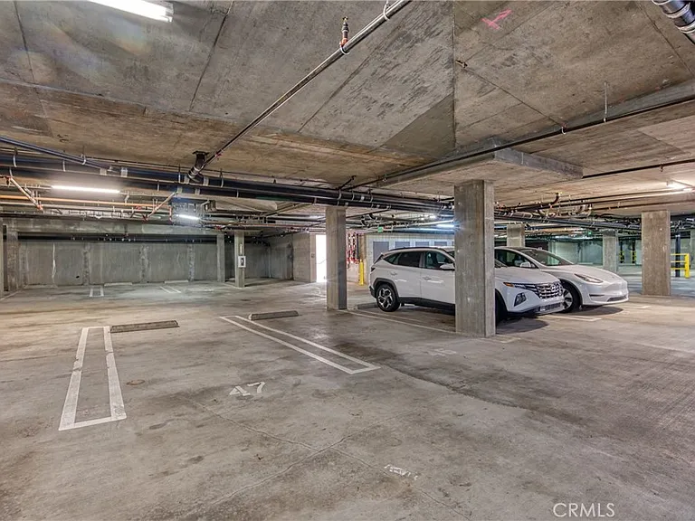 125 Hurlbut St #203 — Photo 30