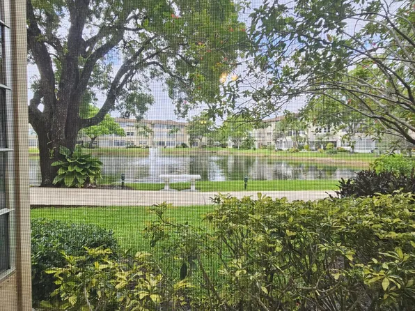 5100 NW 35th Street #104, Lauderdale Lakes, FL 33319