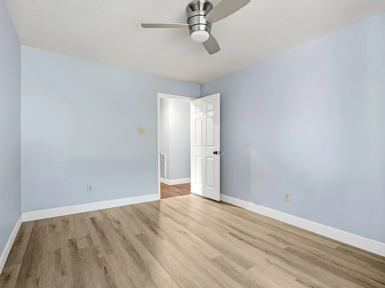 1326 Shrub Oak Dr — Photo 25