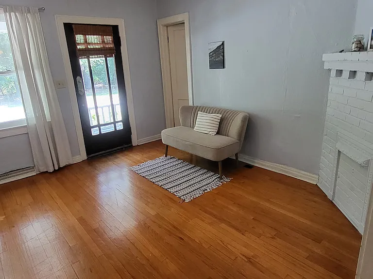 2030 Lakeshore Dr — Photo 6