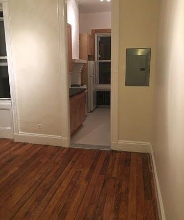 2nd image of 455 W 35th St #5W
