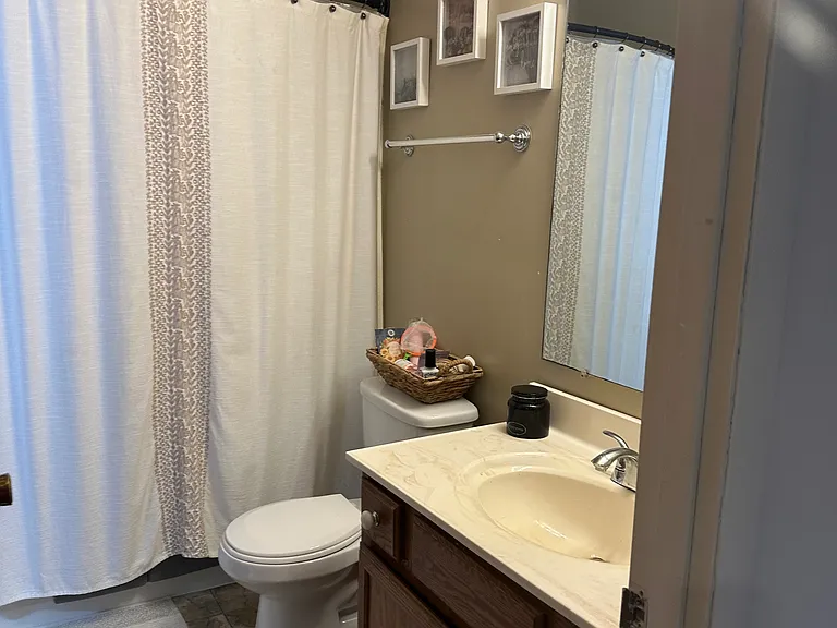 219 Woodhaven Dr — Photo 11