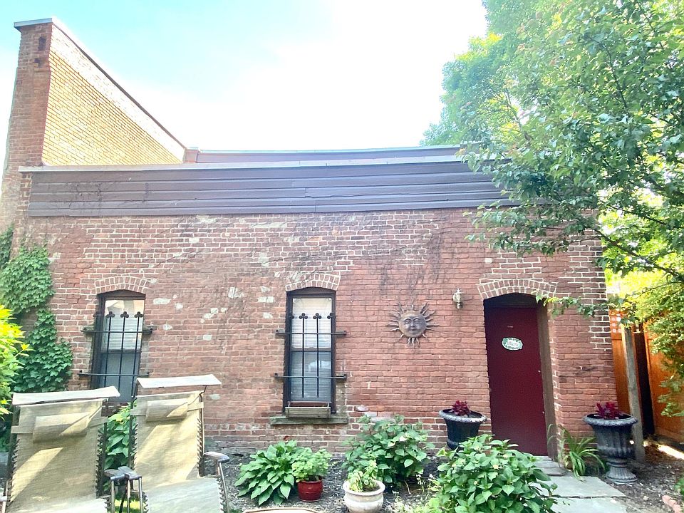 Entrance to the unit