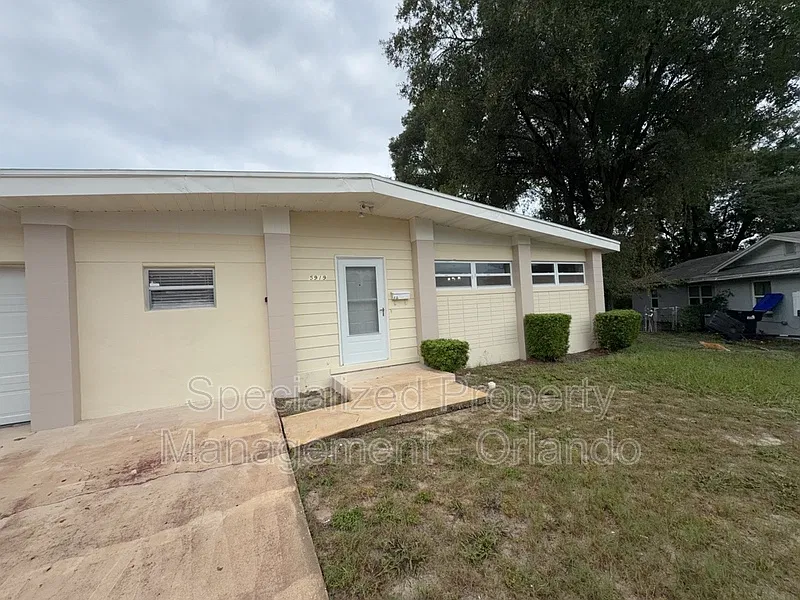 4 bed, 2.0 bath, 1575 sqft, $2,130 — Photo 1