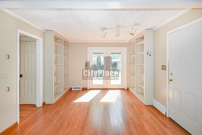 7211 Lesley Ave — Photo 24