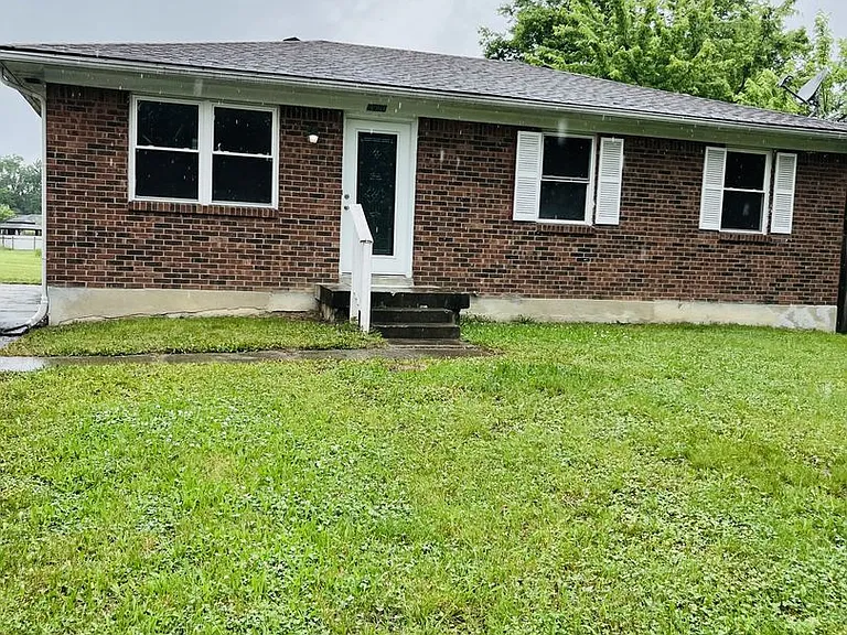 4920 Stokes Ct — Photo 2