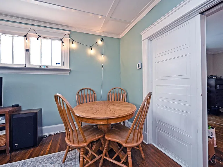 336 Warner St — Photo 9