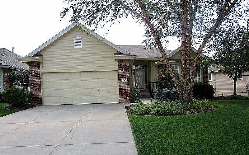1st image of 11545 Lakeview Dr
