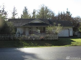 747 Evergreen Ave SE, Ocean Shores, WA 98569