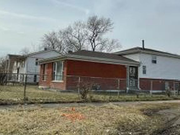2nd image of 14400 Leavitt Ave