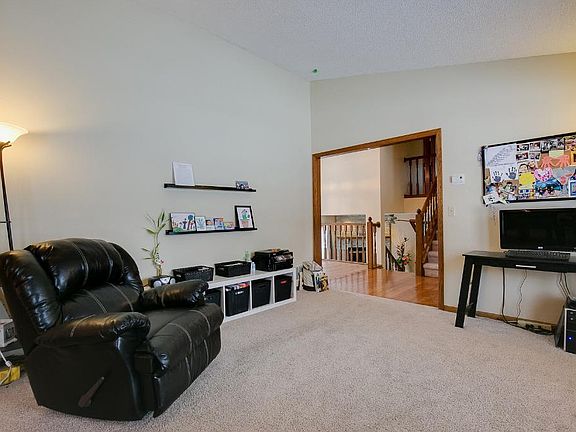 3rd image of 1190 Frank Ct