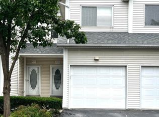 2626 W Village Dr, Toledo, OH 43614