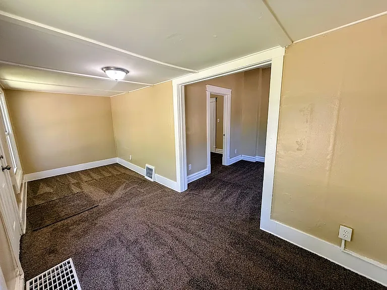 920 Clement St — Photo 2