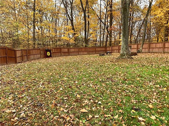 2nd image of 1074 N Farmington Dr