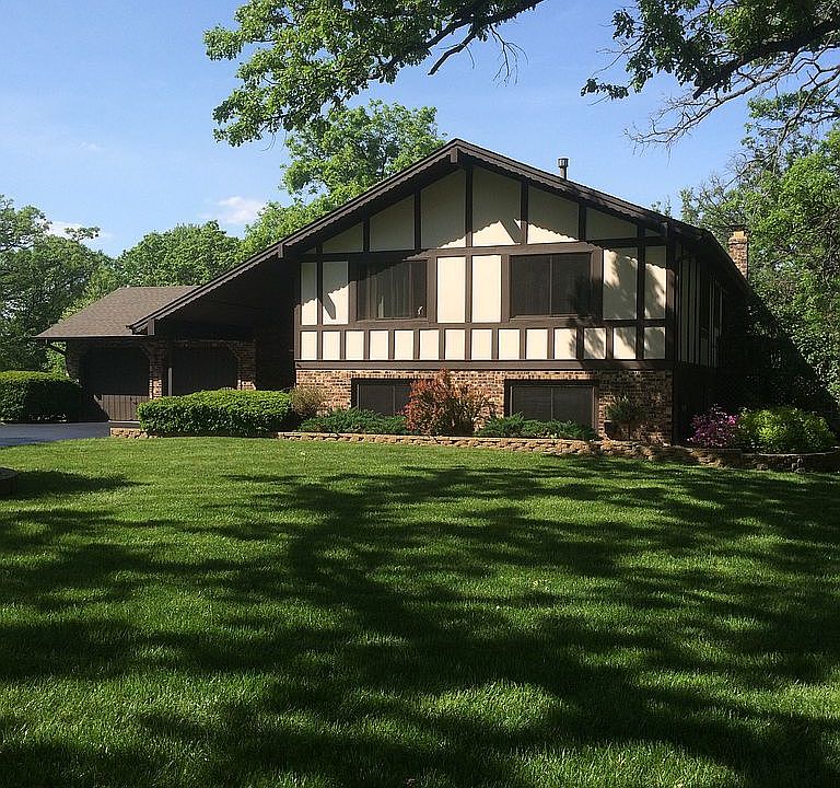 1st image of 43W234 Blue Larkspur Ln