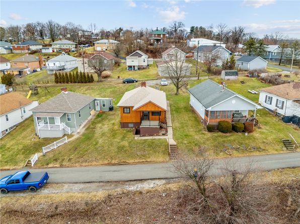 315 E 3rd Ave, Langeloth, PA 15054