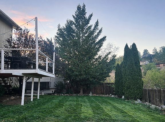 5th image of 2555 Camelot Way