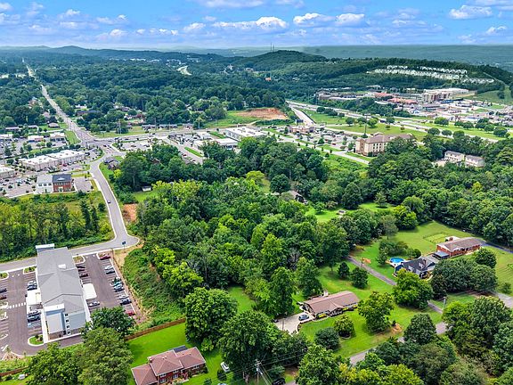 3rd image of 0 Robin Hood Dr NW