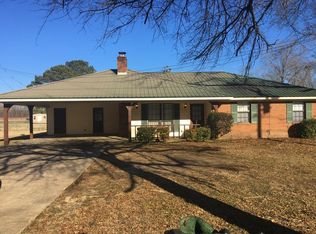 2211 Jess Lyons Rd, Columbus, MS 39705