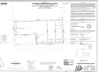 10906 W 69th St, Shawnee, KS 66203