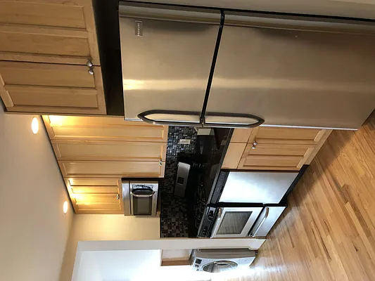 Rented by Voro, LLC | media 1