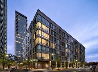 2 Shore Ln APT 402, Jersey City, NJ 07310