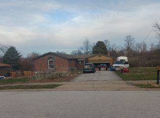 3622 Taylor Ave, Bridgeton, MO 63044