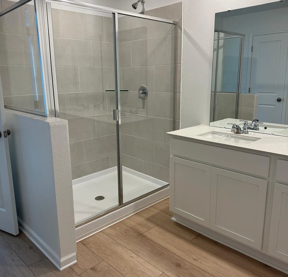 3 bed, 2.5 bath, 1823 sqft, $2,250 — Photo 4