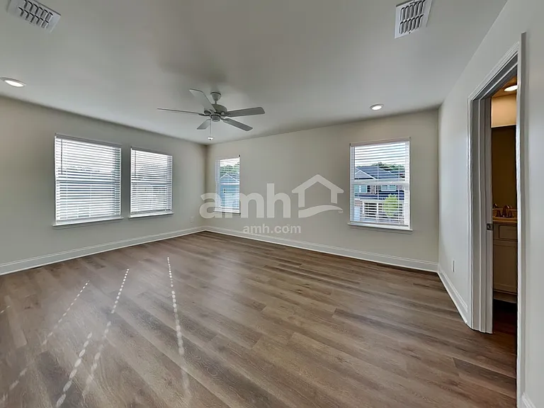 3417 Emzy Dr — Photo 8