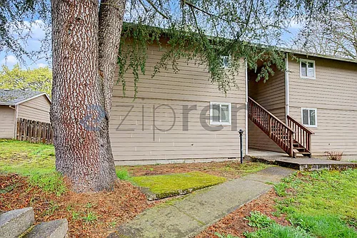 9660 SW Prairie Ter #A Photo 1
