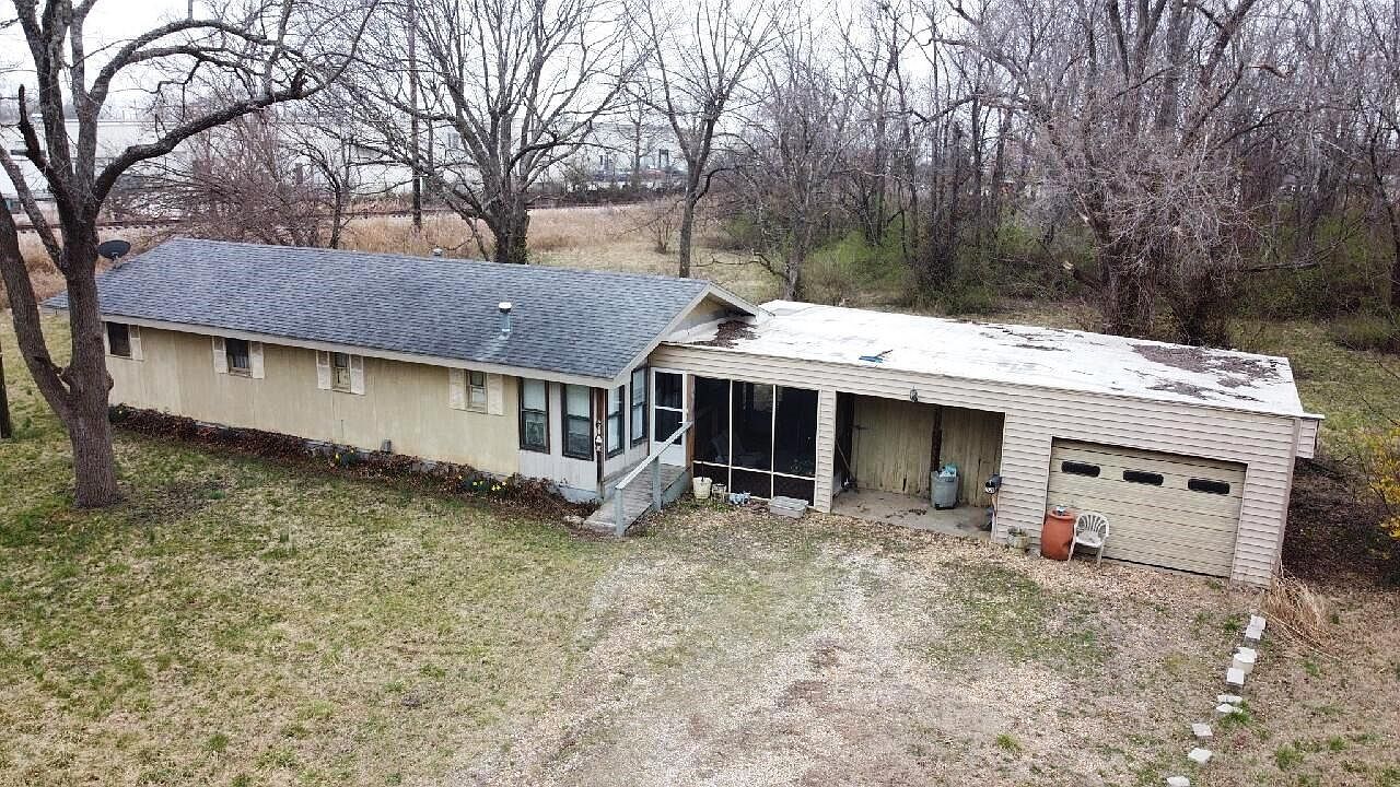 521 North Homewood Avenue Springfield MO 65802 MLS 60262861 Zillow   816d7e578ec1246cae4e46986eb08428 Cc Ft 1536 