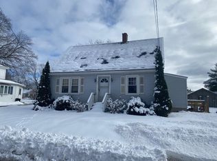 21 Mountainview Ave, Porter, ME 04068