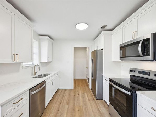 302 W Pelton St #302