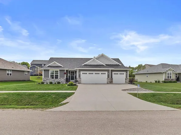 831 Meadow View LANE, Twin Lakes, WI 53181