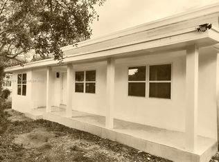 400 NE 161st St, Miami, FL 33162