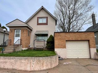 1110 N 2nd St, Ishpeming, MI 49849