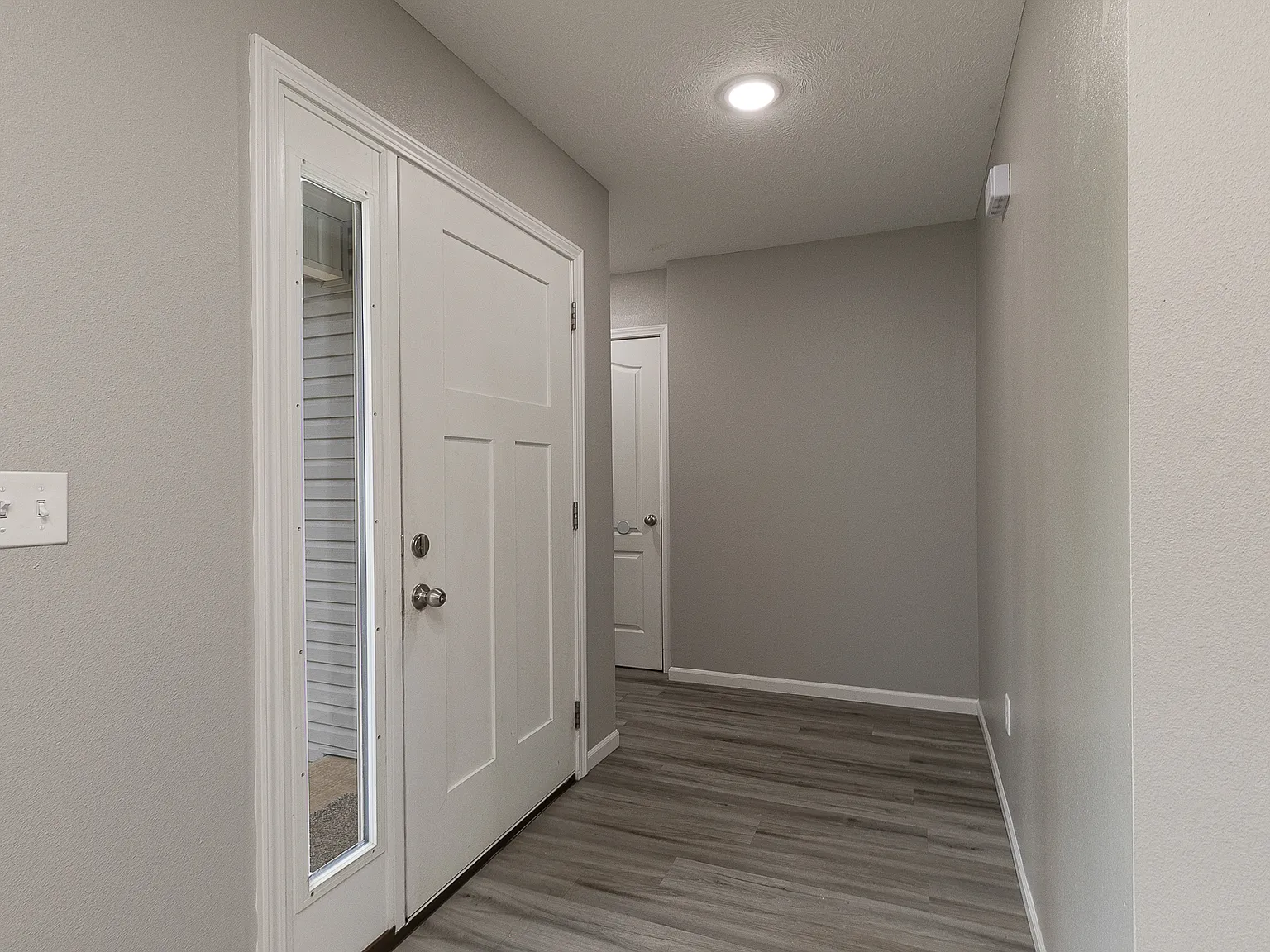 321 N Dogwood Pl — Photo 3