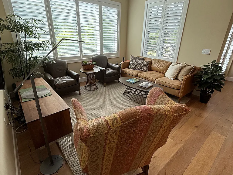 1006 Woodbury Rd #101 — Photo 4