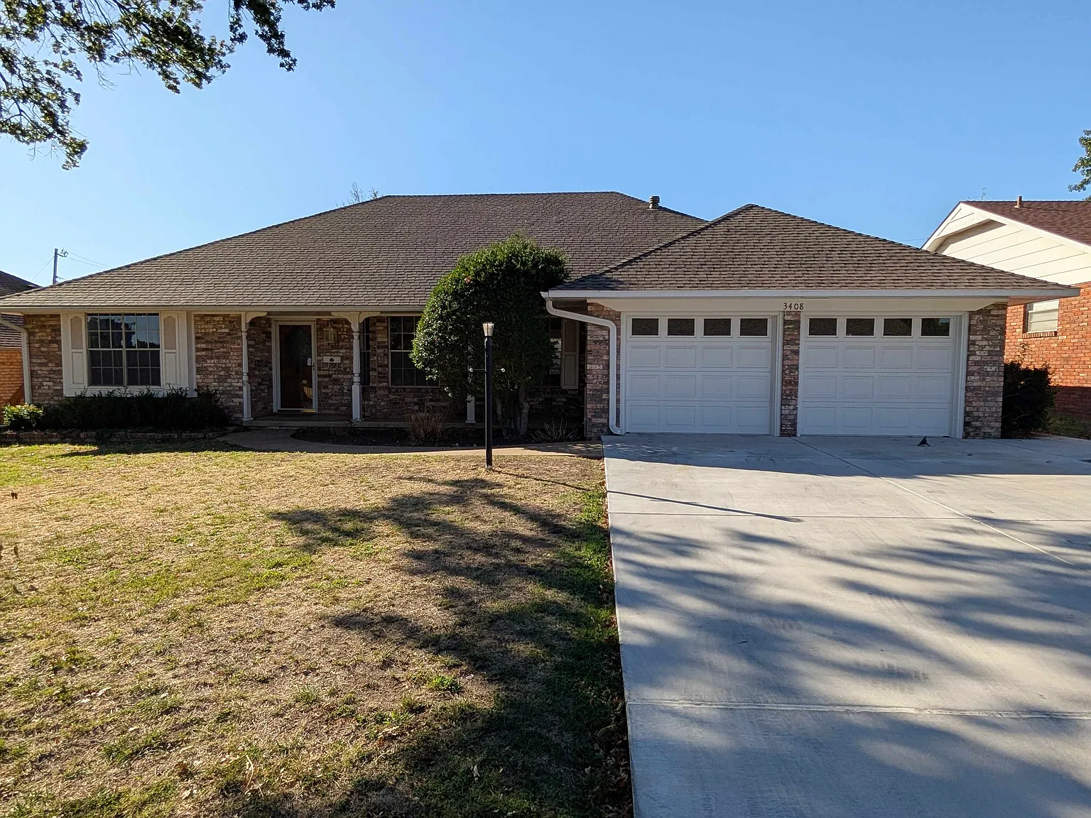 4 bed, 2136 sqft, $2,200 — Photo 1