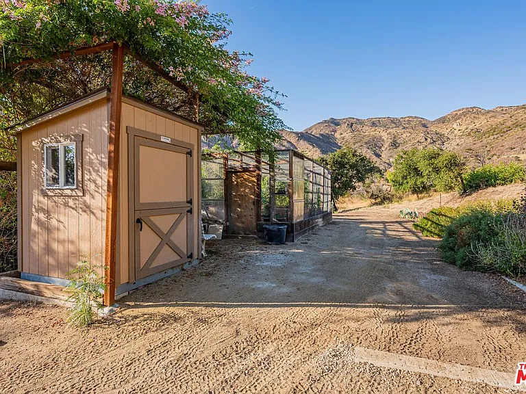 34136 Mulholland Hwy — Photo 43
