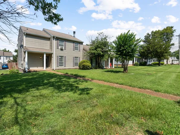 3868 Priest Lake Dr, Nashville, TN 37217