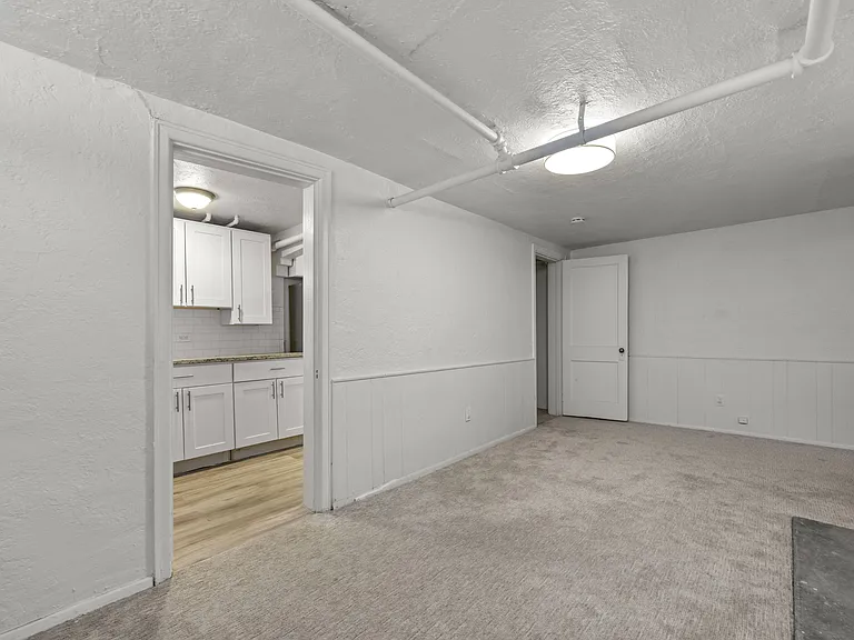 1674 Monroe St — Photo 14