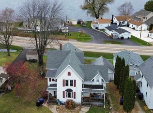 323 S Warrington Ave, Cecil, WI 54111