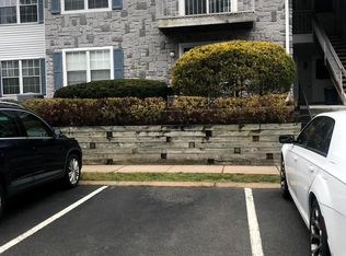 25 Mimosa Ct, Lawrence Township, NJ 08648