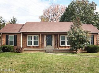 11604 Grand Vista Ct, Douglass Hills, KY 40243