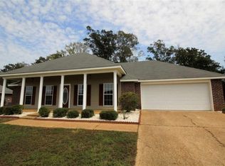 124 Carl Cir, Byram, MS 39272