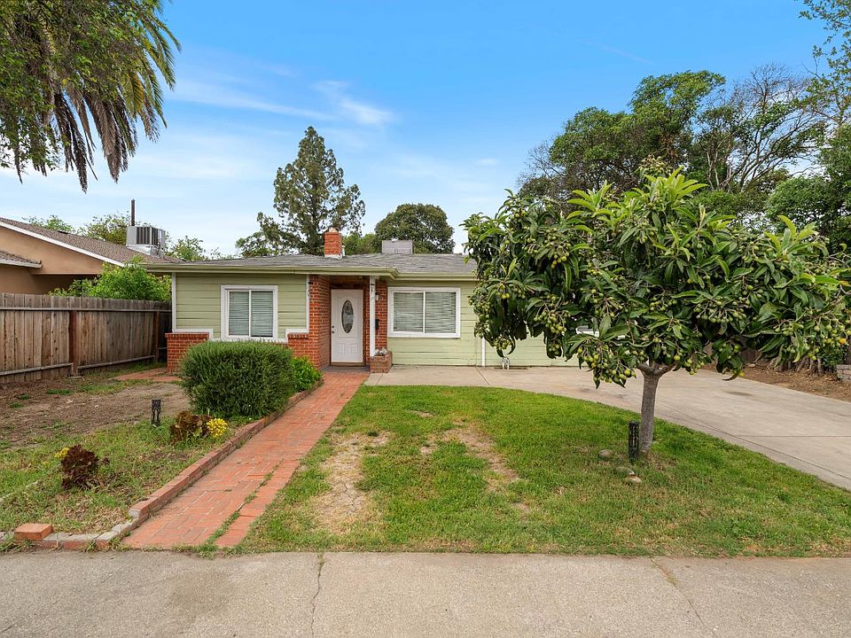 1st image of 1739 La Jolla Dr