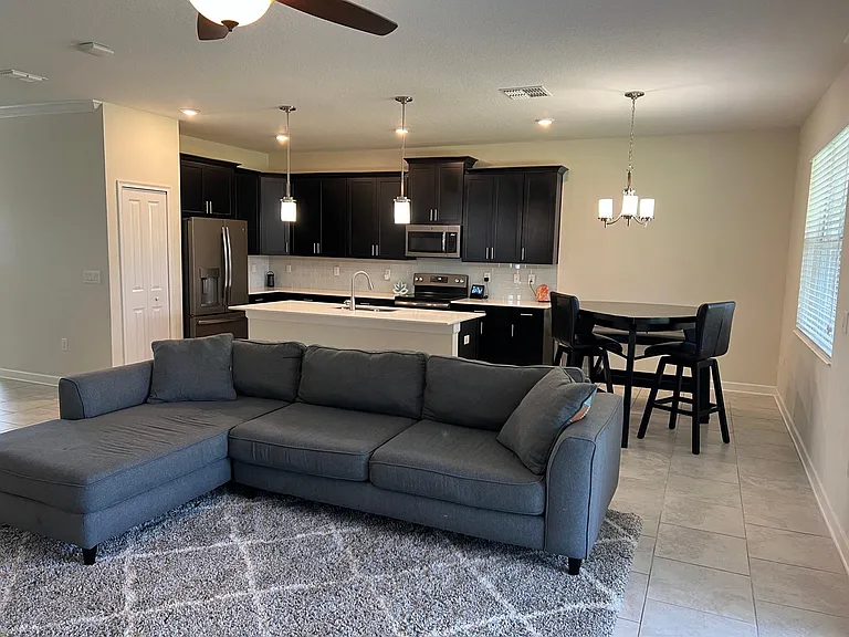 3643 Cortland Dr — Photo 8